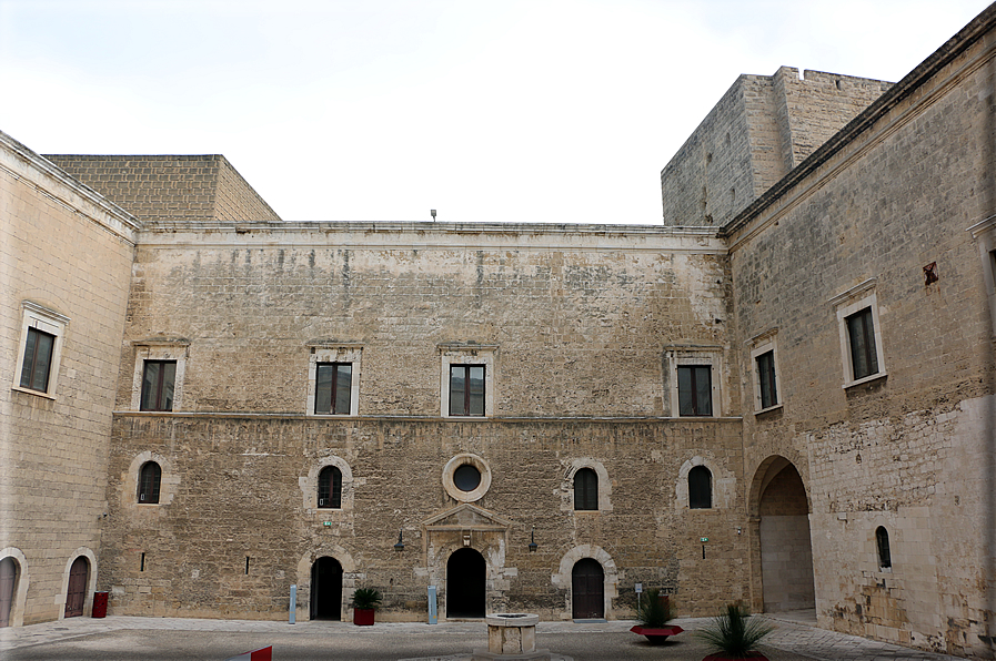 foto Castello Normanno Svevo